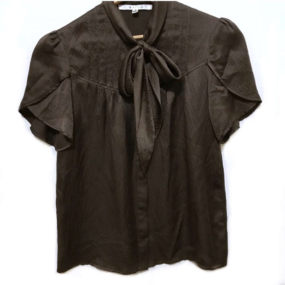 Walter Brown Bow Top